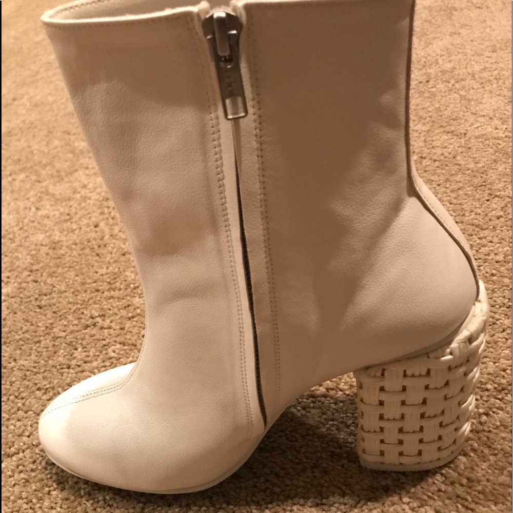 Shoes - Picture 2 of 2